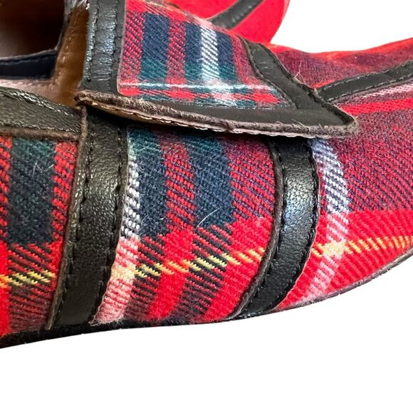 Bettye Muller Women's Red Tartan Plaid Loafers Flats Size 6 - Picture 7 of 13